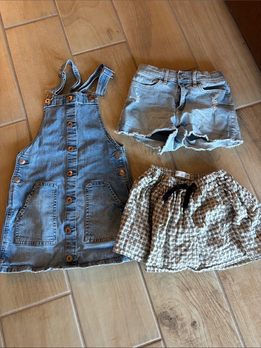 Girl’s bundle Abercrombie and Zara dress, skirt, shorts size 7/8
